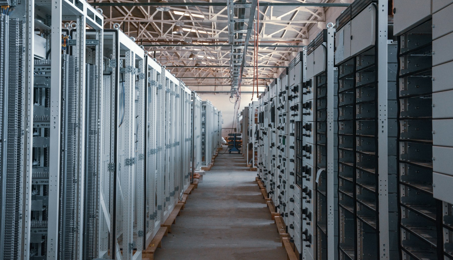 Data center server aisle